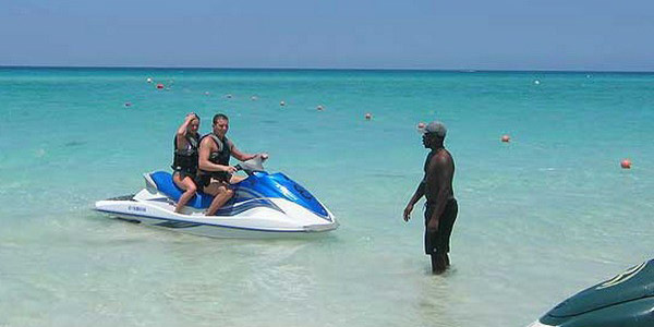 Watersports on Negril 7 mile beach 
